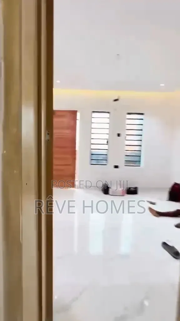 Furnished 2bdrm Apartment in Folagoro for rent in Fola Agoro