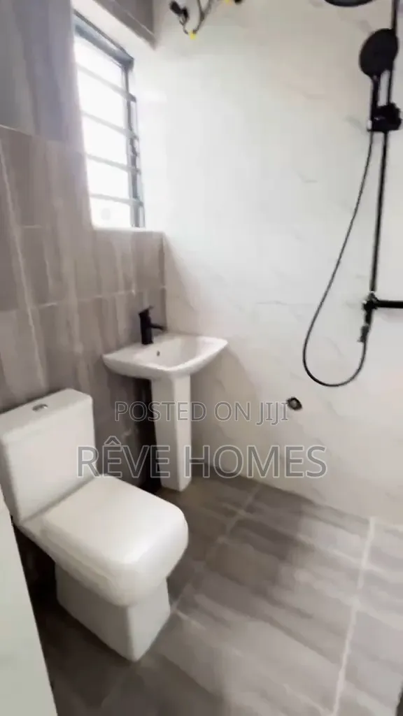 Furnished 2bdrm Apartment in Folagoro for rent in Fola Agoro