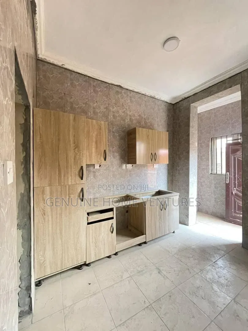 4bdrm Townhouse/Terrace in Aguda / Surulere for sale in Aguda / Surulere