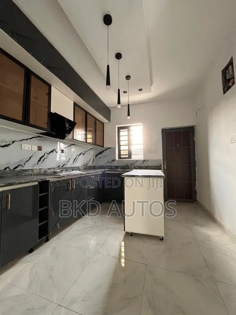 4bdrm Duplex in Maryland for sale in Maryland