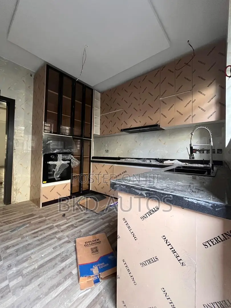 4bdrm Duplex in Magodo for sale in Magodo