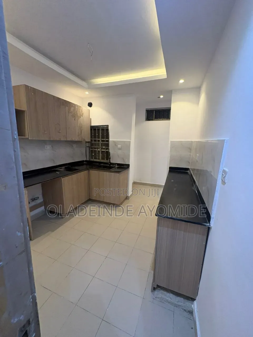 Mini Flat in Ikota Villa Estate for rent in Ikota