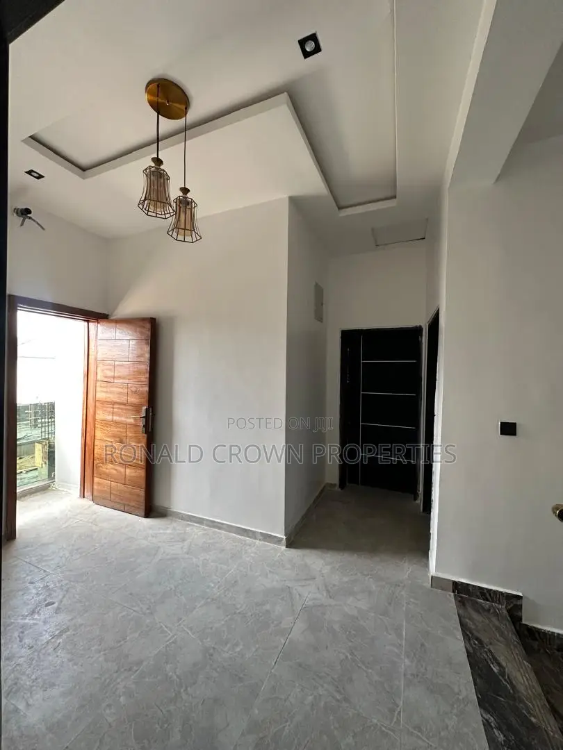 5bdrm Duplex in Abraham Adesanya Estate for sale in Abraham Adesanya Estate