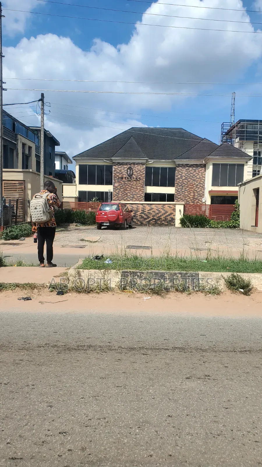 Functional Lounge/Club Along Ugbor Tarred Road For Sale in Benin City