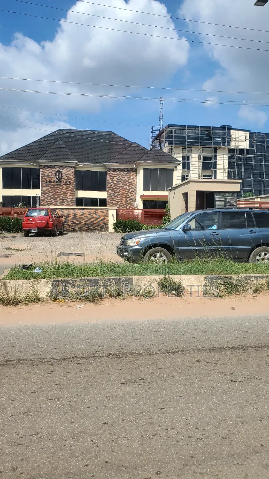 Functional Lounge/Club Along Ugbor Tarred Road For Sale in Benin City