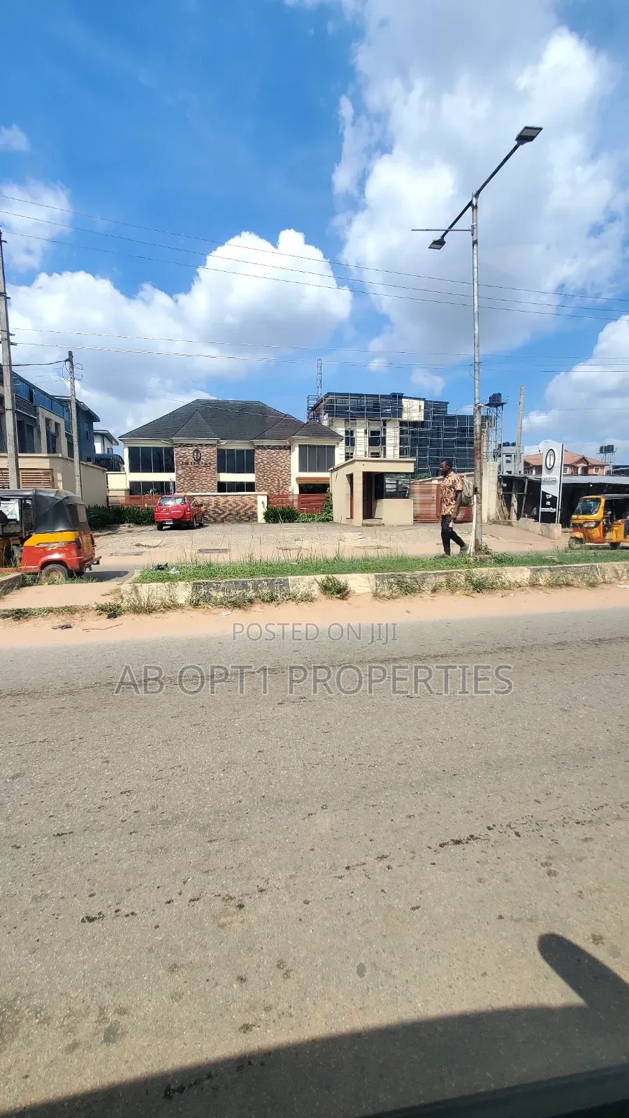 Functional Lounge/Club Along Ugbor Tarred Road For Sale in Benin City