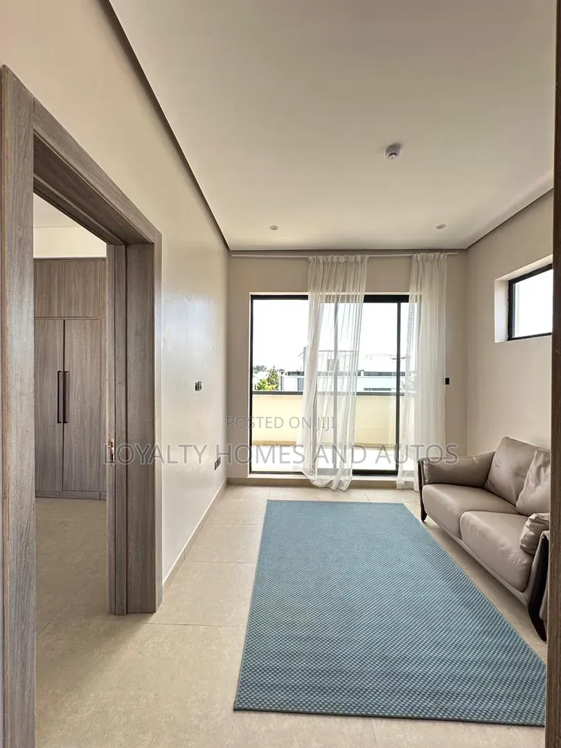 Furnished 5bdrm Duplex in VGC / Ajah for sale in VGC / Ajah