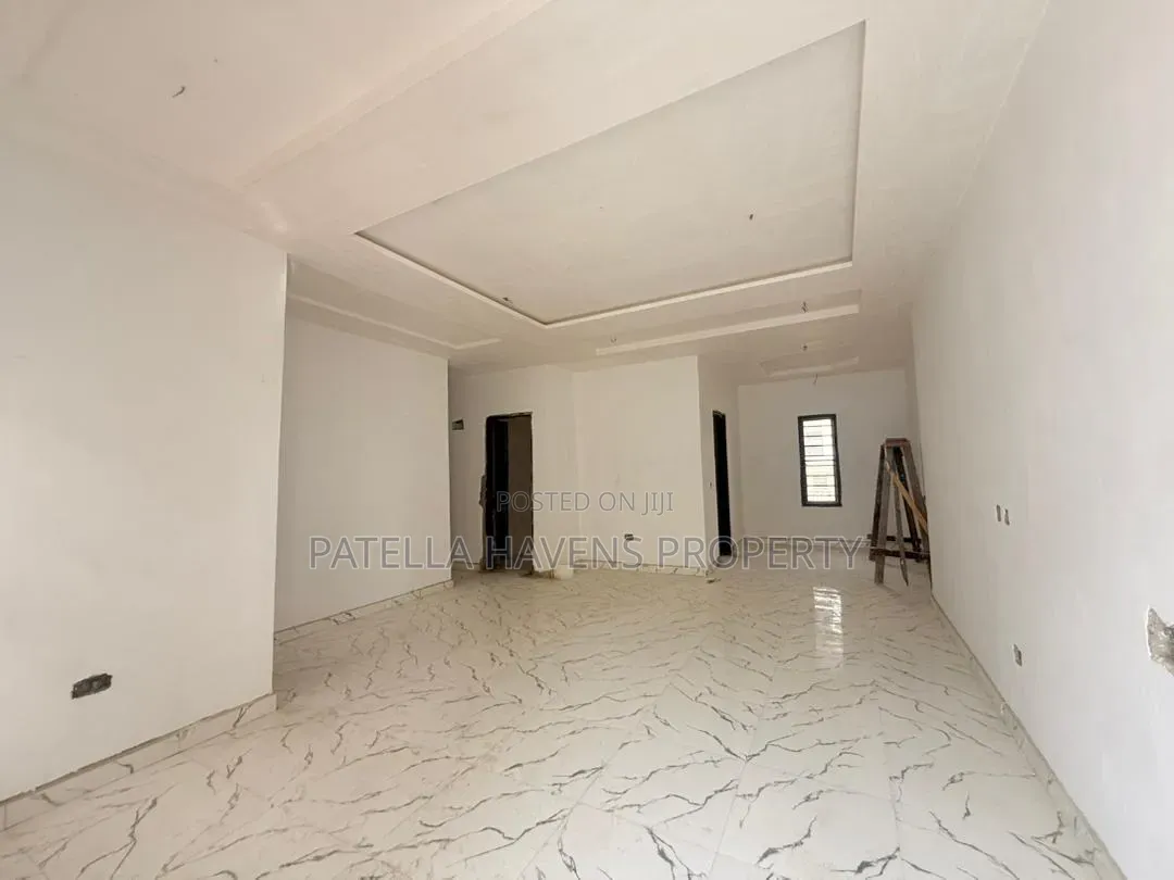 3bdrm Apartment in Wuye for sale in Wuye