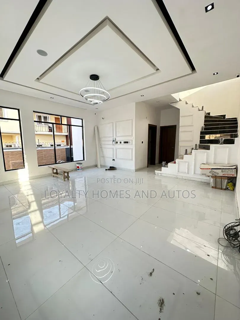5bdrm Duplex in Abraham Adesanya Estate for sale in Abraham Adesanya Estate