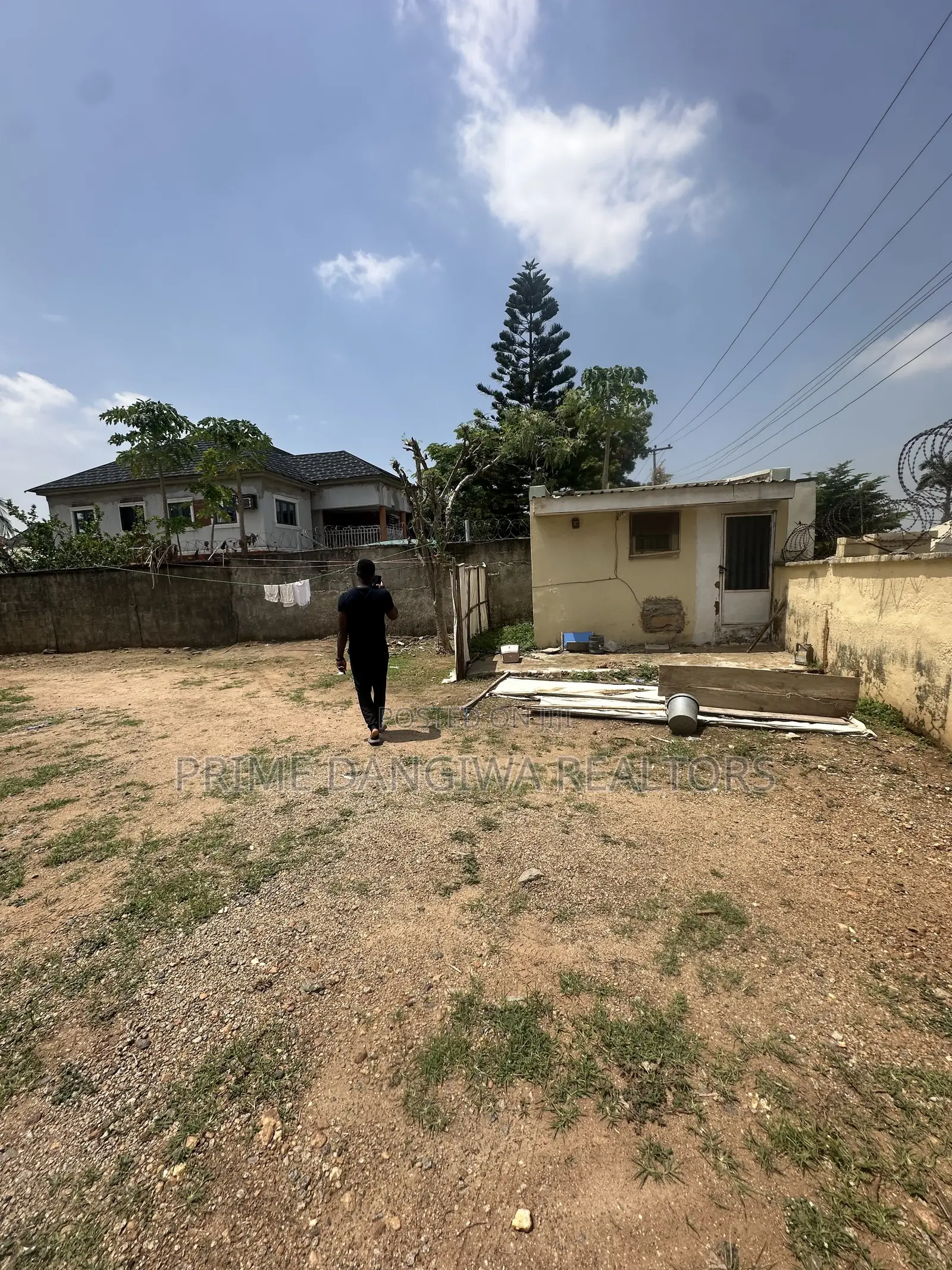 A 1,000 SQM Residential Land at Fha, Hillside Estate Gwarinpa. in Gwarinpa