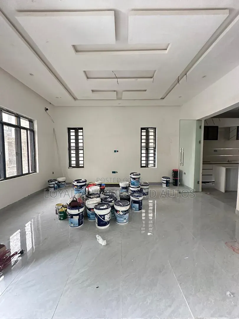 4bdrm Duplex in Abraham Adesanya Estate for sale in Abraham Adesanya Estate