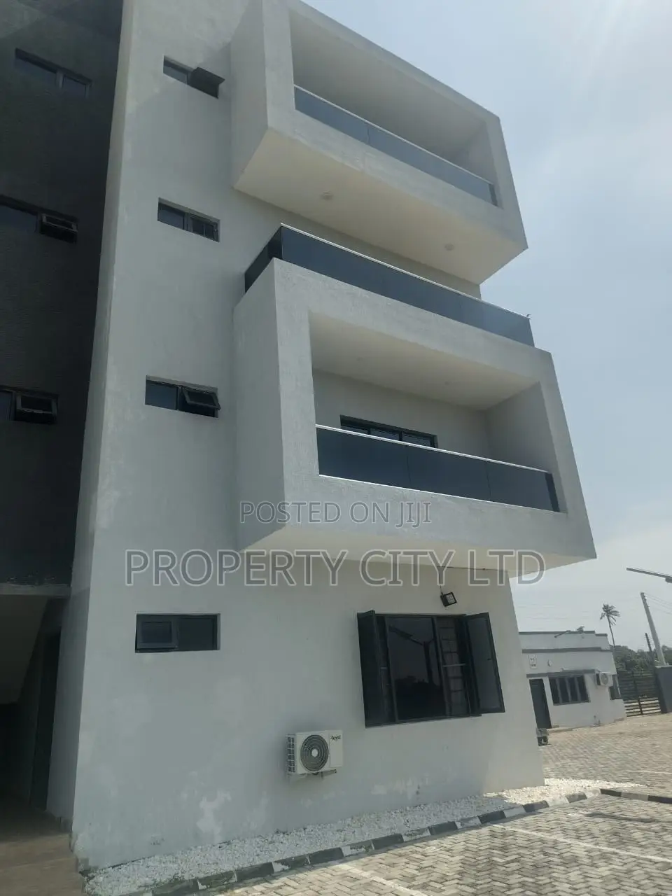 2bdrm Block of Flats in Ajayi Apata Estate, Off Lekki-Epe Expressway in Off Lekki-Epe Expressway