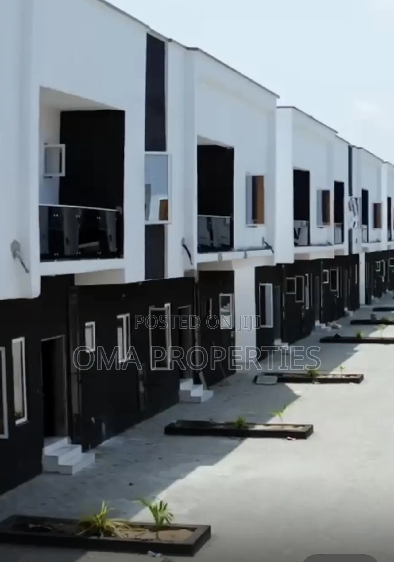 Furnished 3bdrm House in Abraham Adesanya Estate for sale in Abraham Adesanya Estate