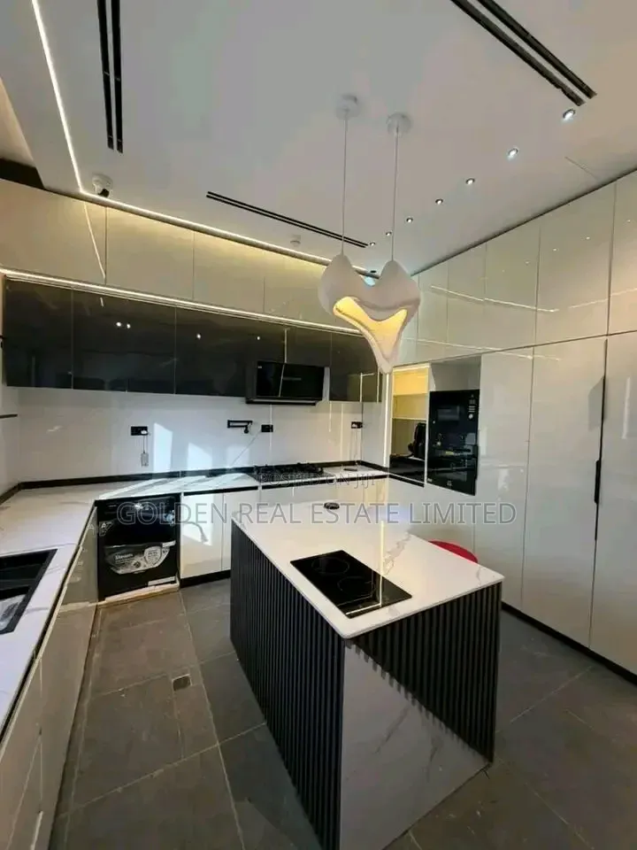 5bdrm Duplex in Guzape District for sale in Guzape District