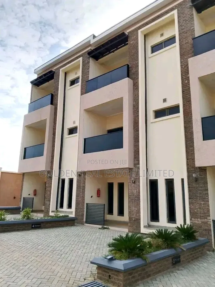 4bdrm Duplex in Guzape District for sale in Guzape District