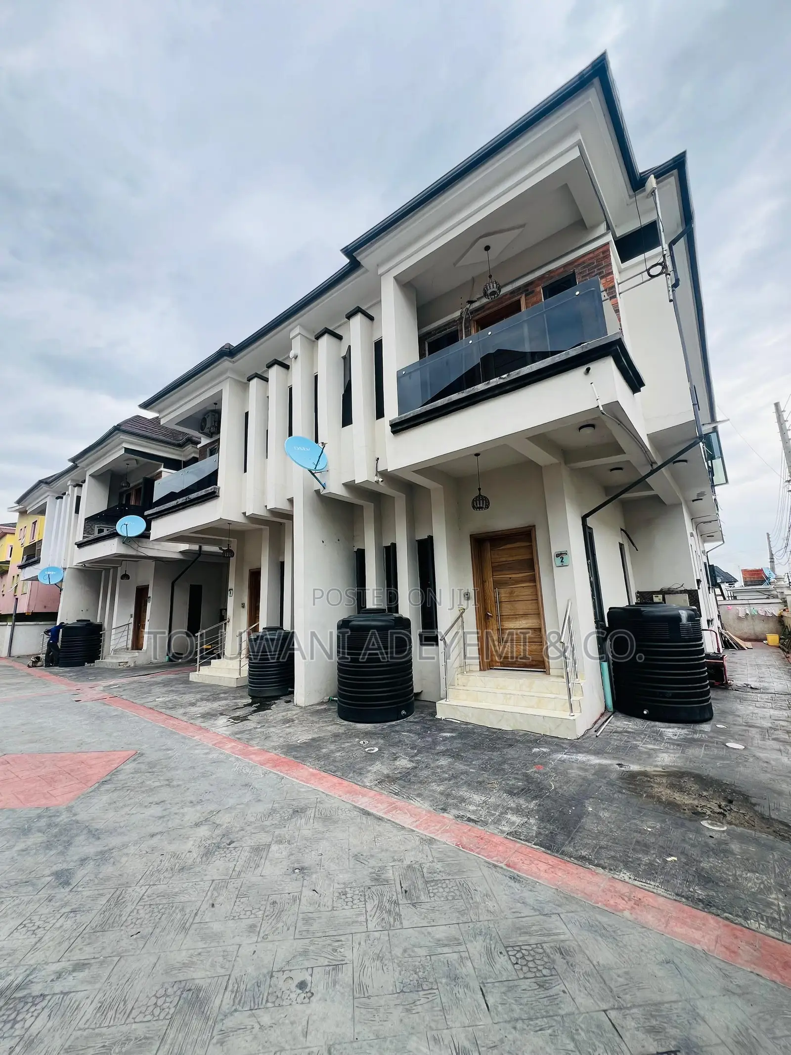 4bdrm House in Ikota, Lekki for rent in Ikota