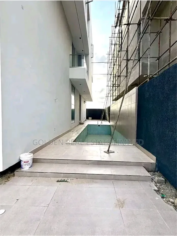 5bdrm Duplex in Ikoyi S.W for sale in Ikoyi S.W
