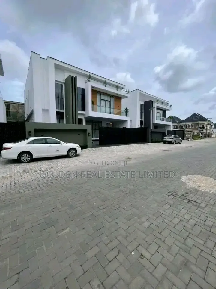 5bdrm Duplex in VGC / Ajah for sale in VGC / Ajah