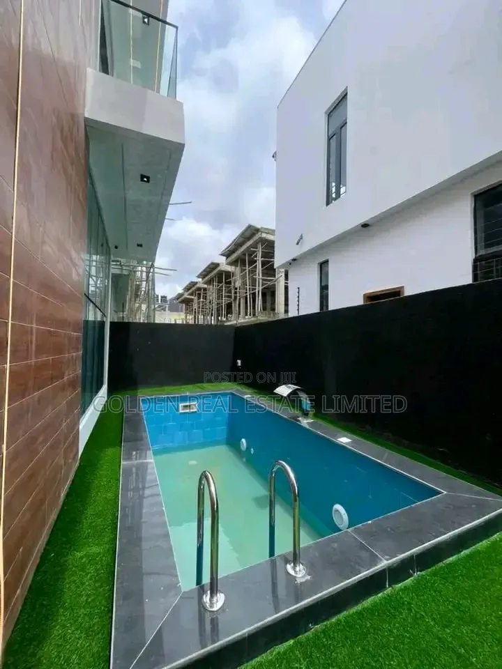 5bdrm Duplex in VGC / Ajah for sale in VGC / Ajah