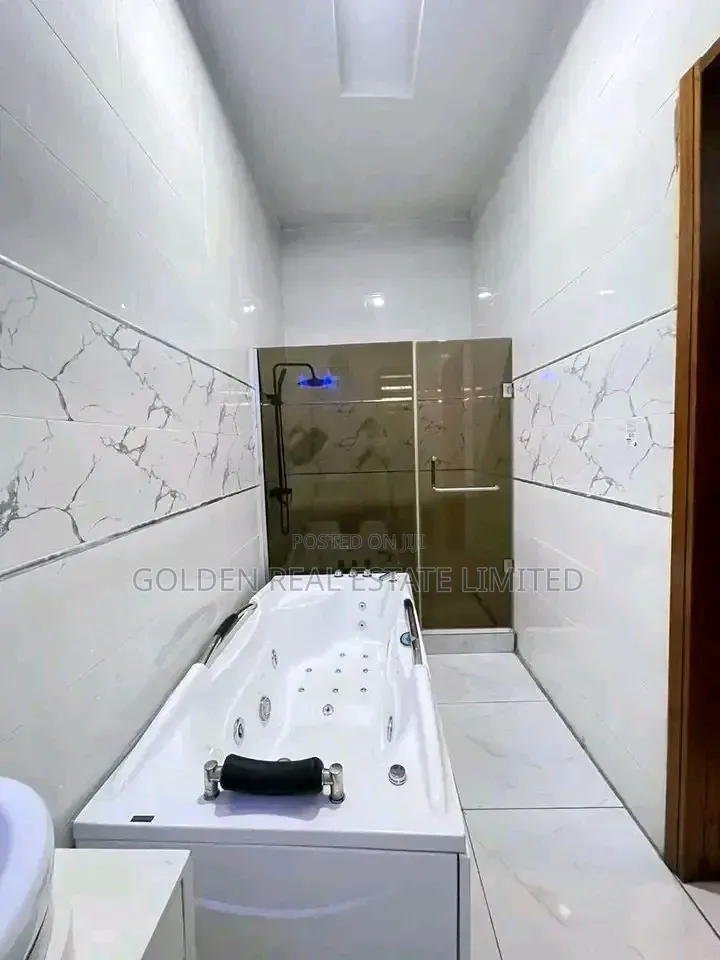 Furnished 4bdrm Duplex in Ikota for rent in Ikota