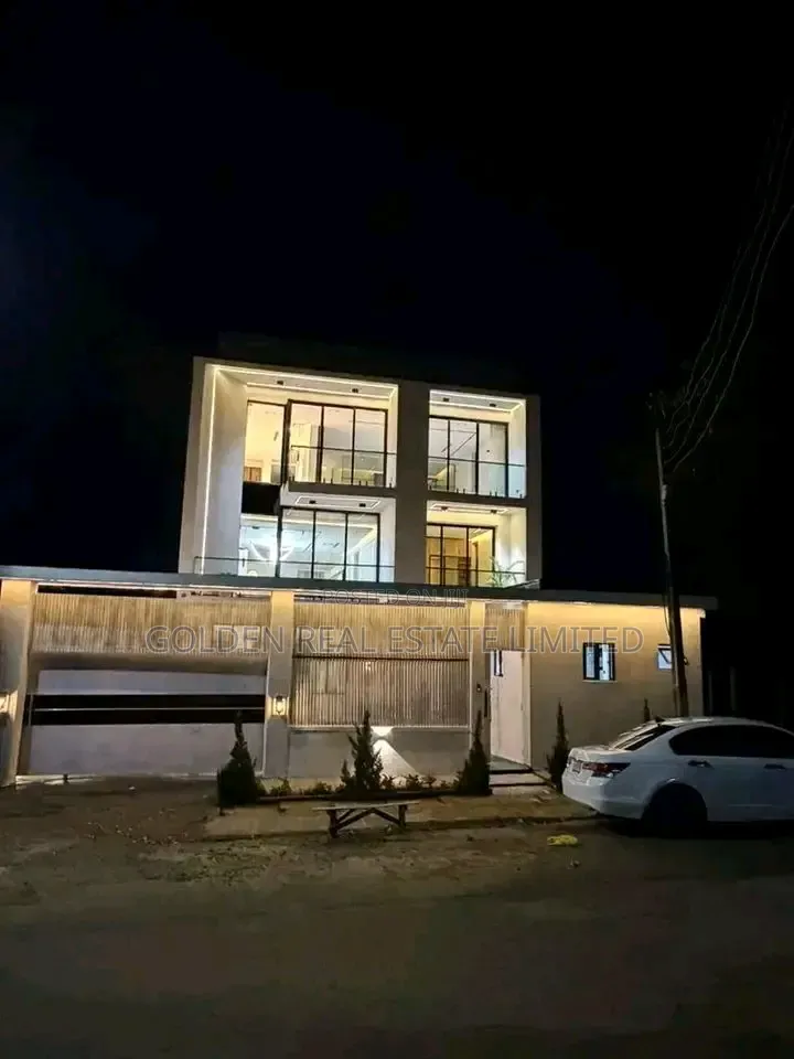7bdrm Duplex in Guzape District for sale in Guzape District