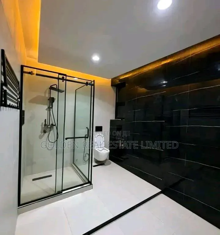 7bdrm Duplex in Guzape District for sale in Guzape District