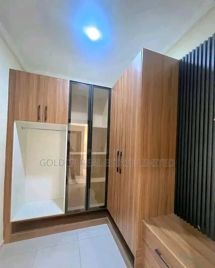 3bdrm Block of Flats in Durumi for sale in Durumi
