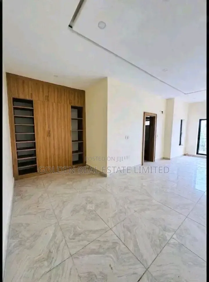 4bdrm Duplex in Jahi for sale in Jahi