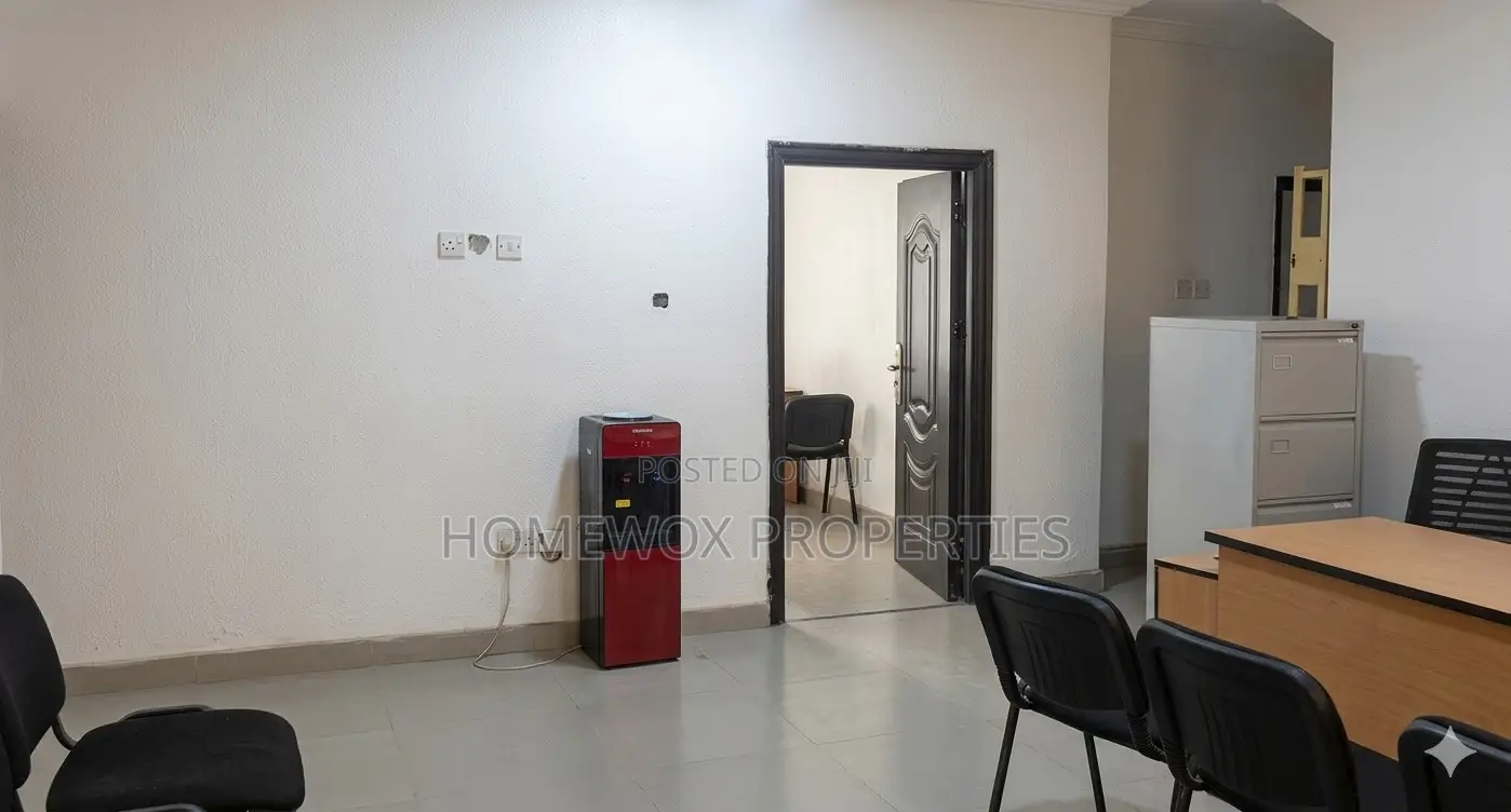 5bdrm Duplex in Woji for sale in Woji