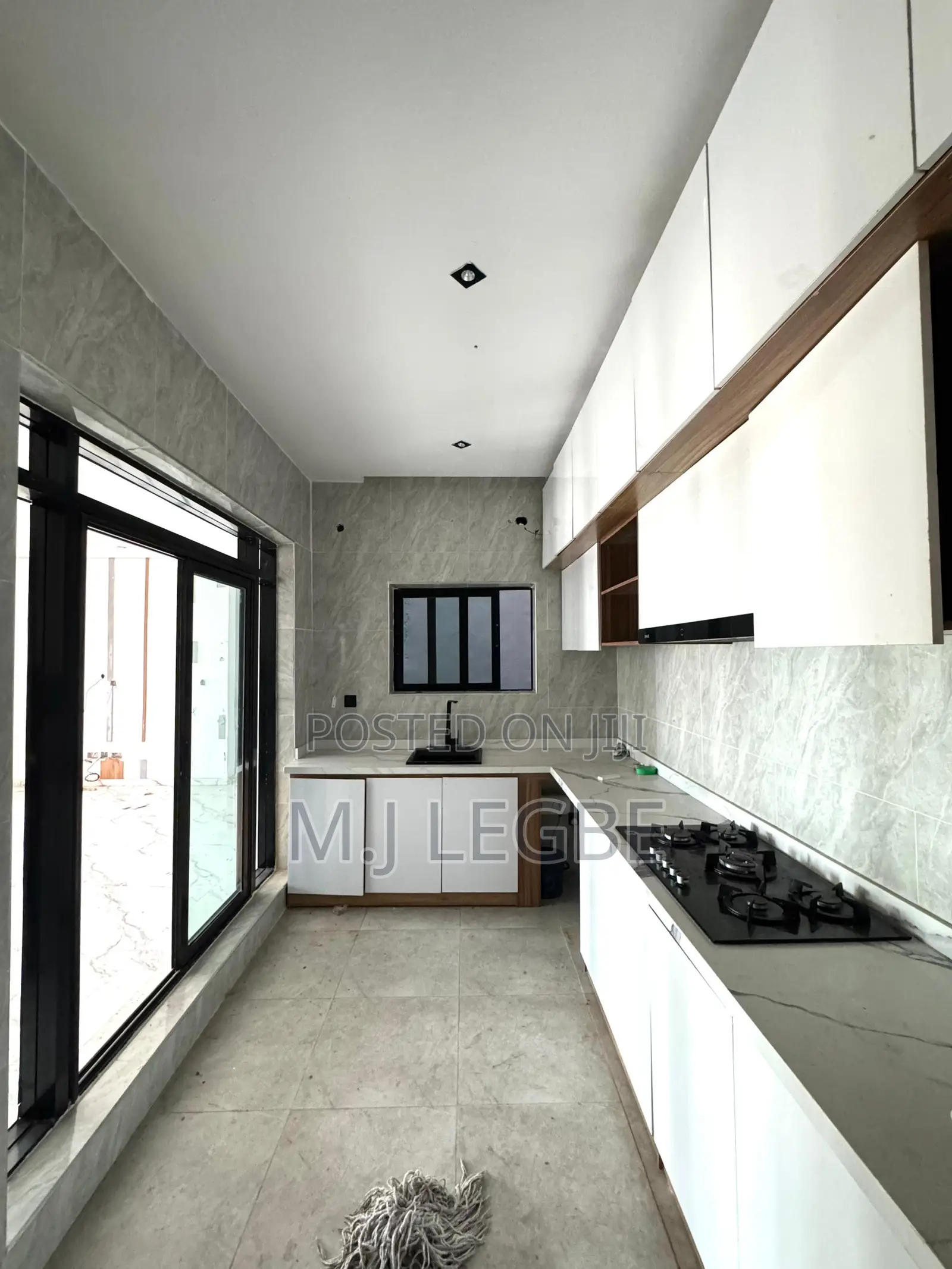 2bdrm Apartment in Ikate, Lekki for rent in Lekki
