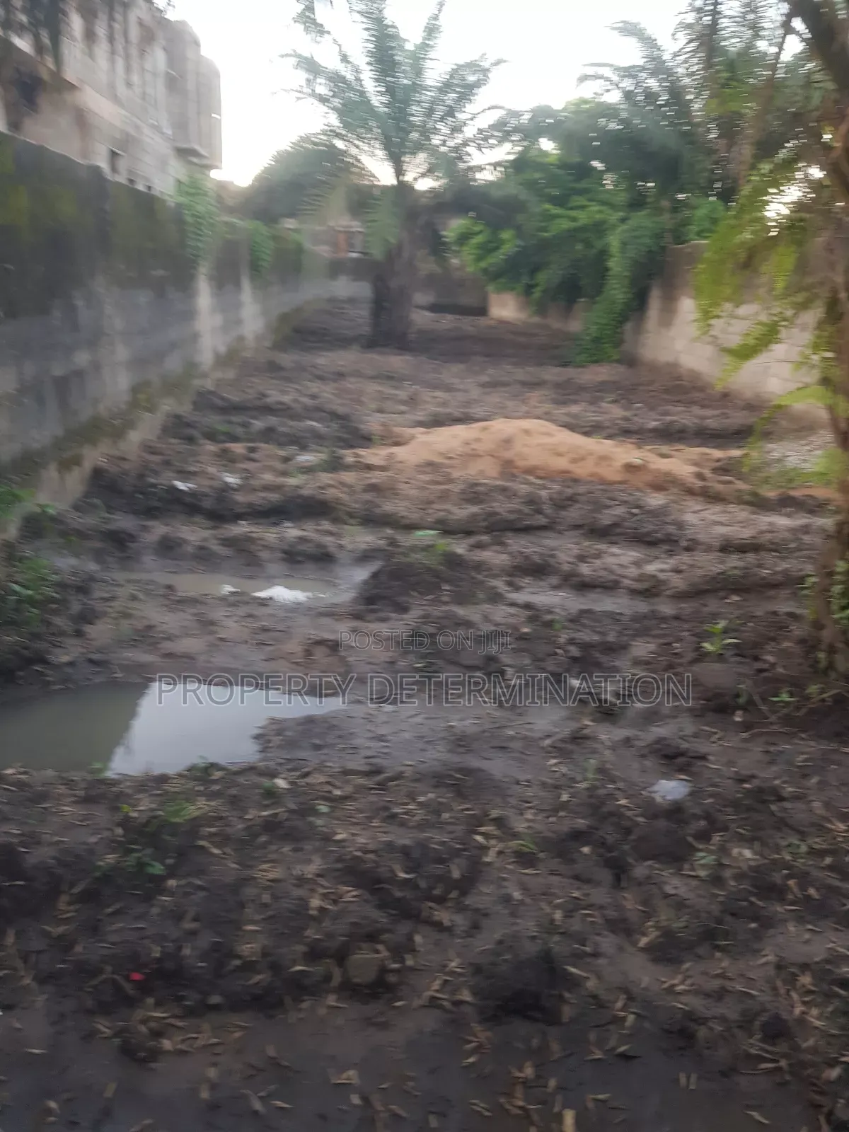 Half Plot of Land for Sale in Magodo in Magodo Isheri