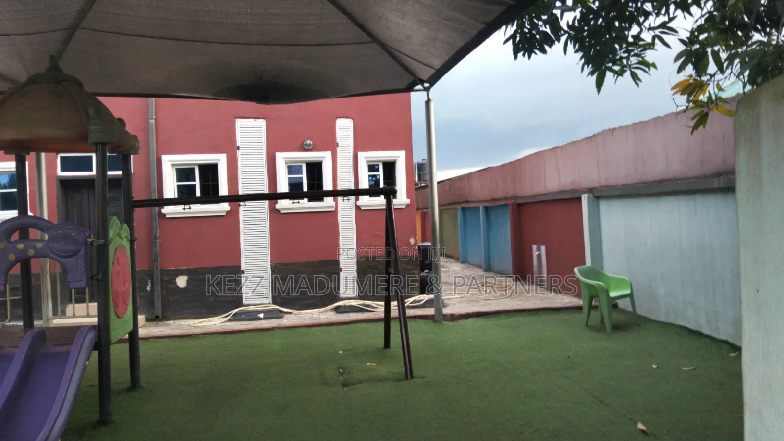 For Sale: Functional School, Sars Road , Port Harcourt in Rumuahalu
