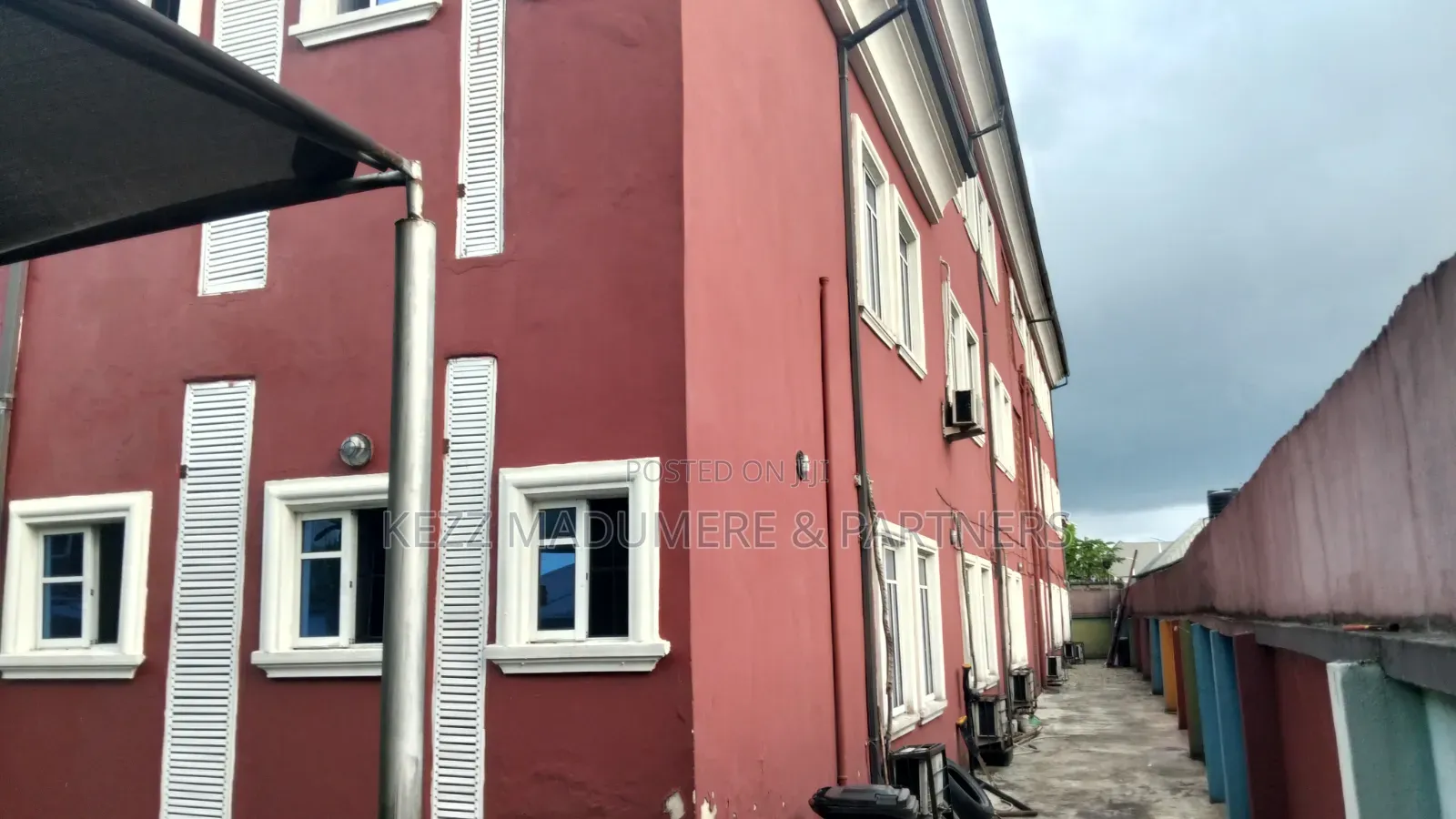 For Sale: Functional School, Sars Road , Port Harcourt in Rumuahalu