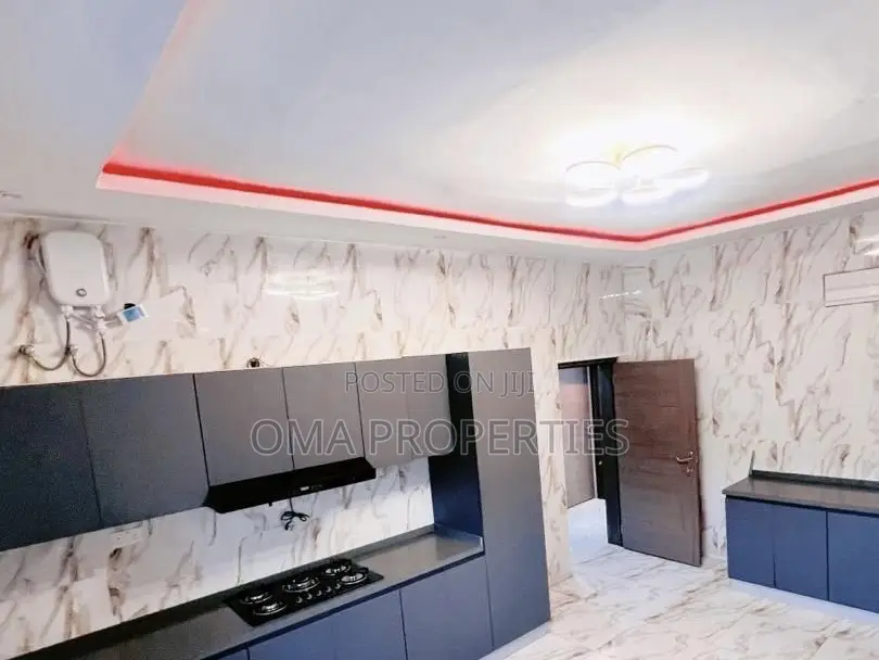 Furnished 4bdrm House in Sangotedo for sale in Sangotedo