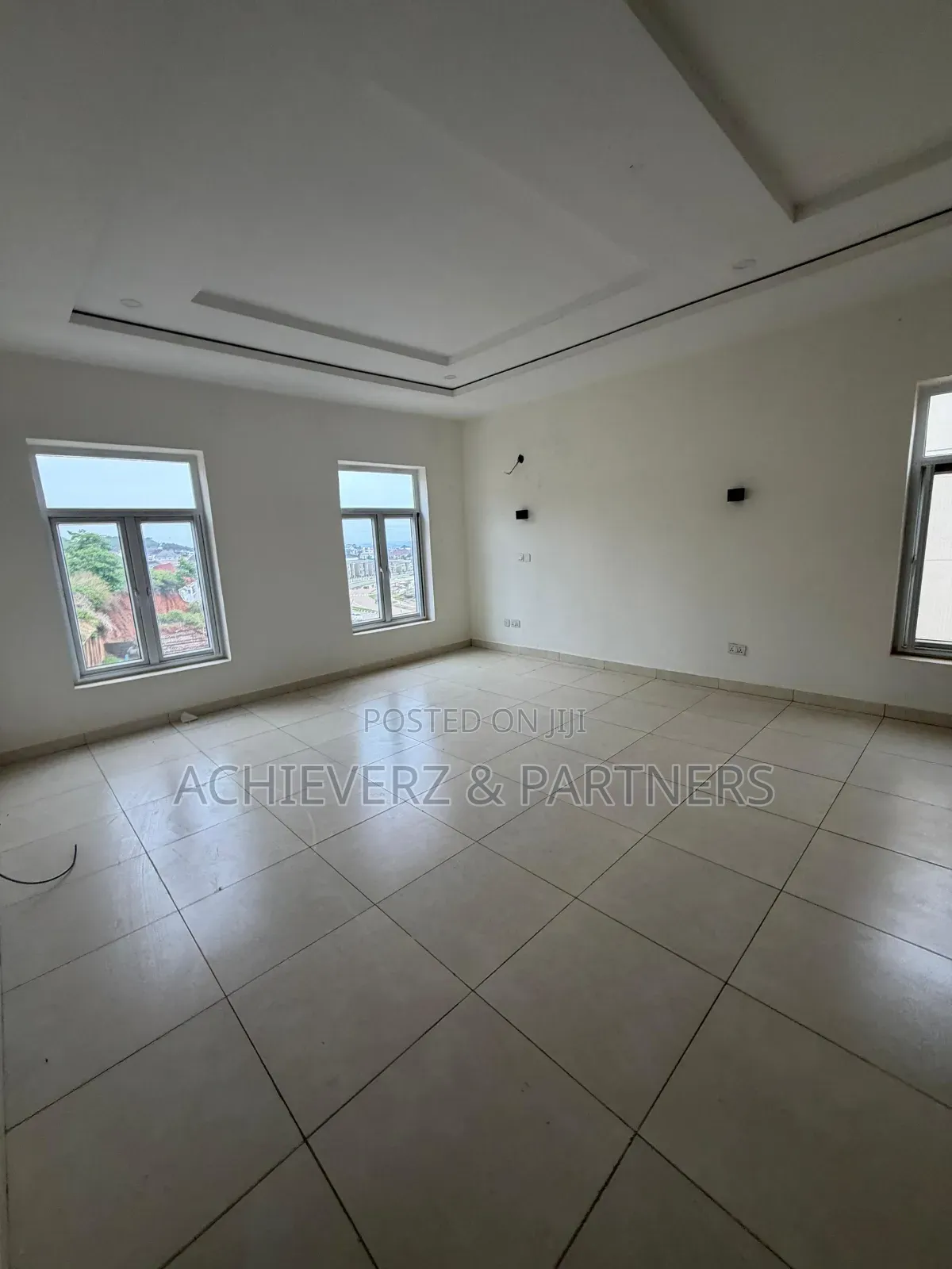 5bdrm Duplex in Guzape District for rent in Guzape District