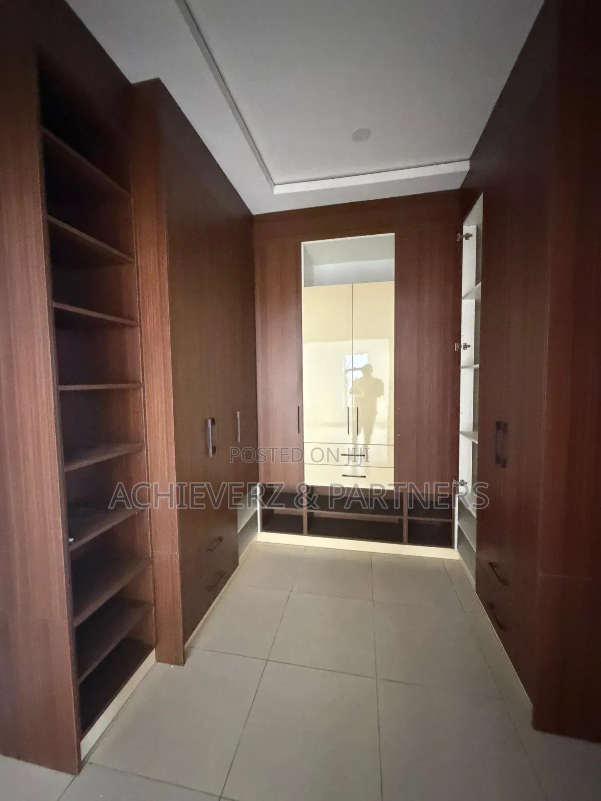 5bdrm Duplex in Guzape District for rent in Guzape District