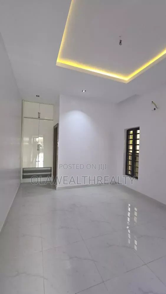 4bdrm Duplex in Carlton Gate Estate, Akobo for sale in Akobo