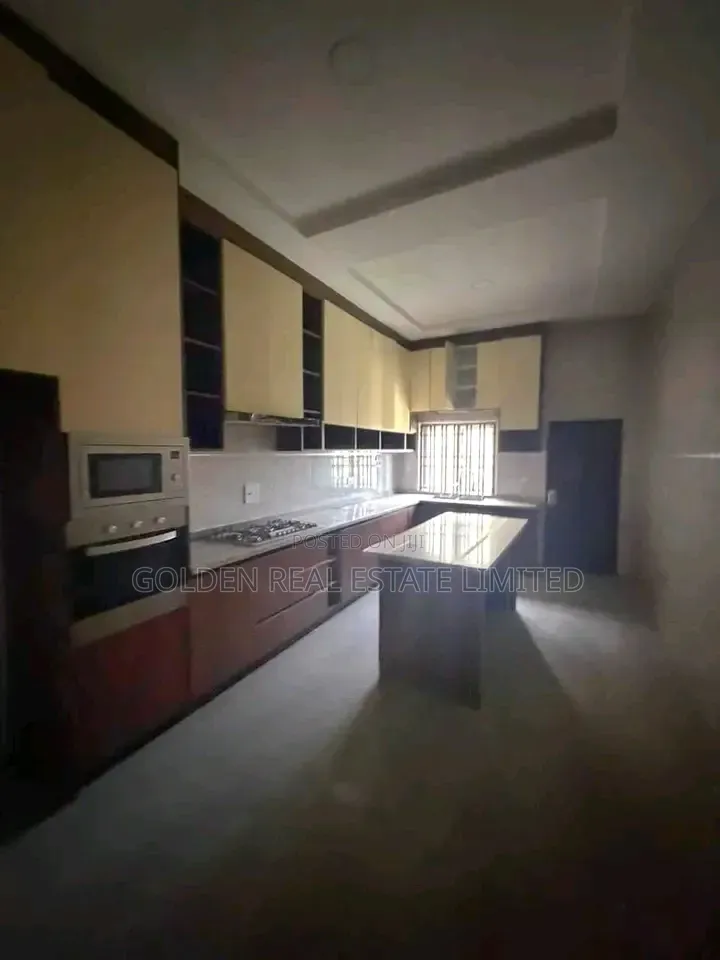 4bdrm Duplex in Utako for rent in Utako