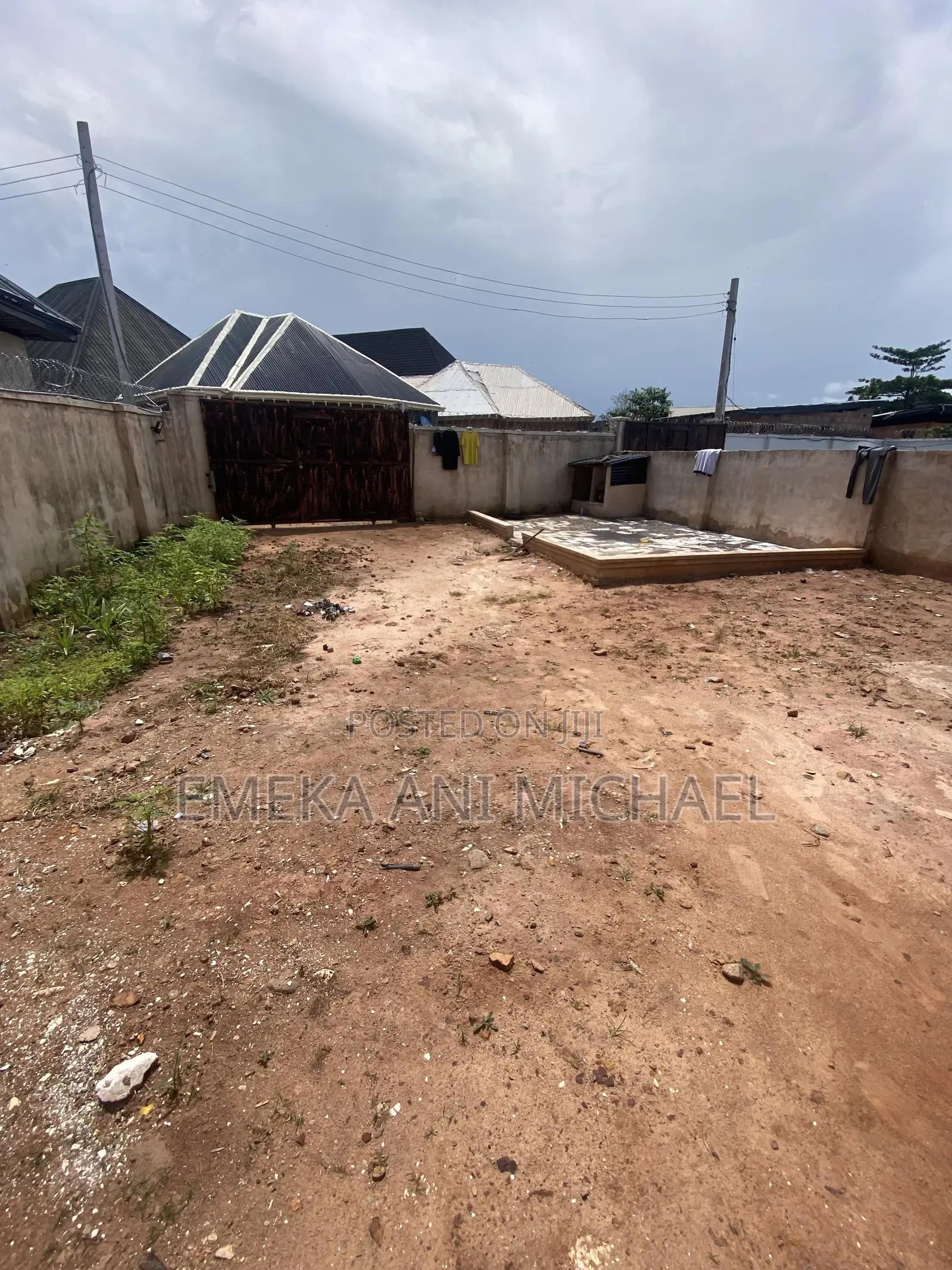 3bdrm Bungalow in Oshimili South for sale in Oshimili South