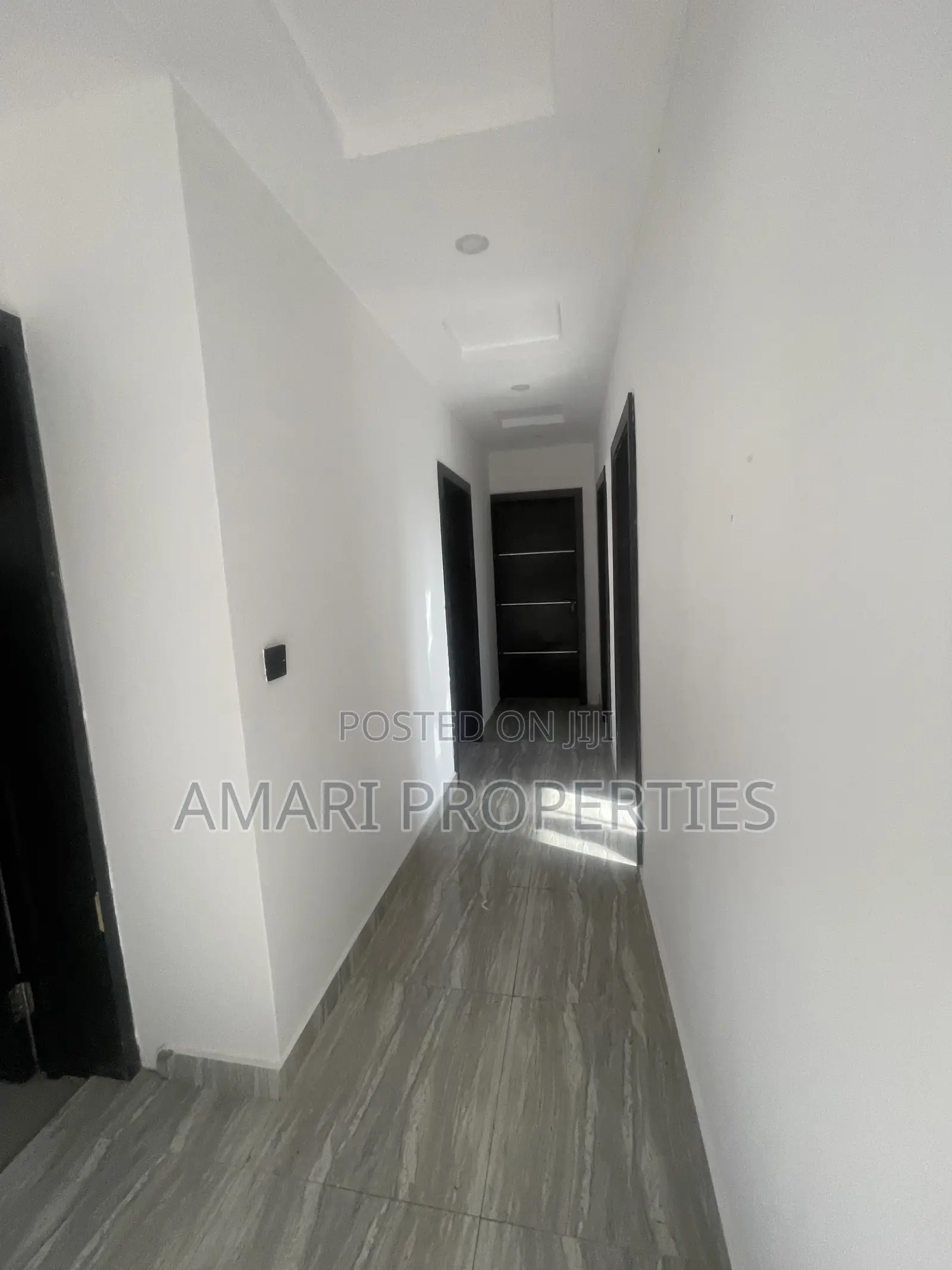 3bdrm Block of Flats in Fara Park, Ajah for rent in Ajah
