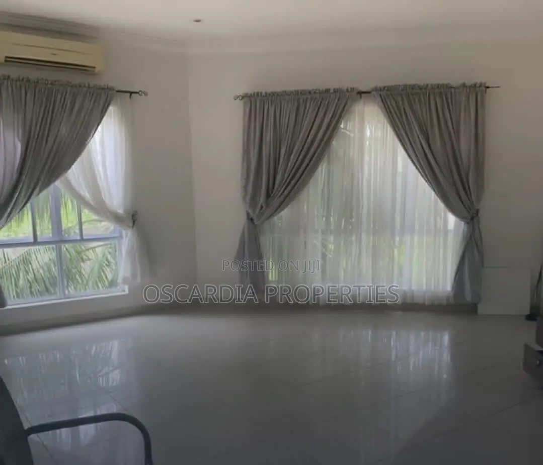 4bdrm Block of Flats in Mini Estate, Banana Island for sale in Banana Island