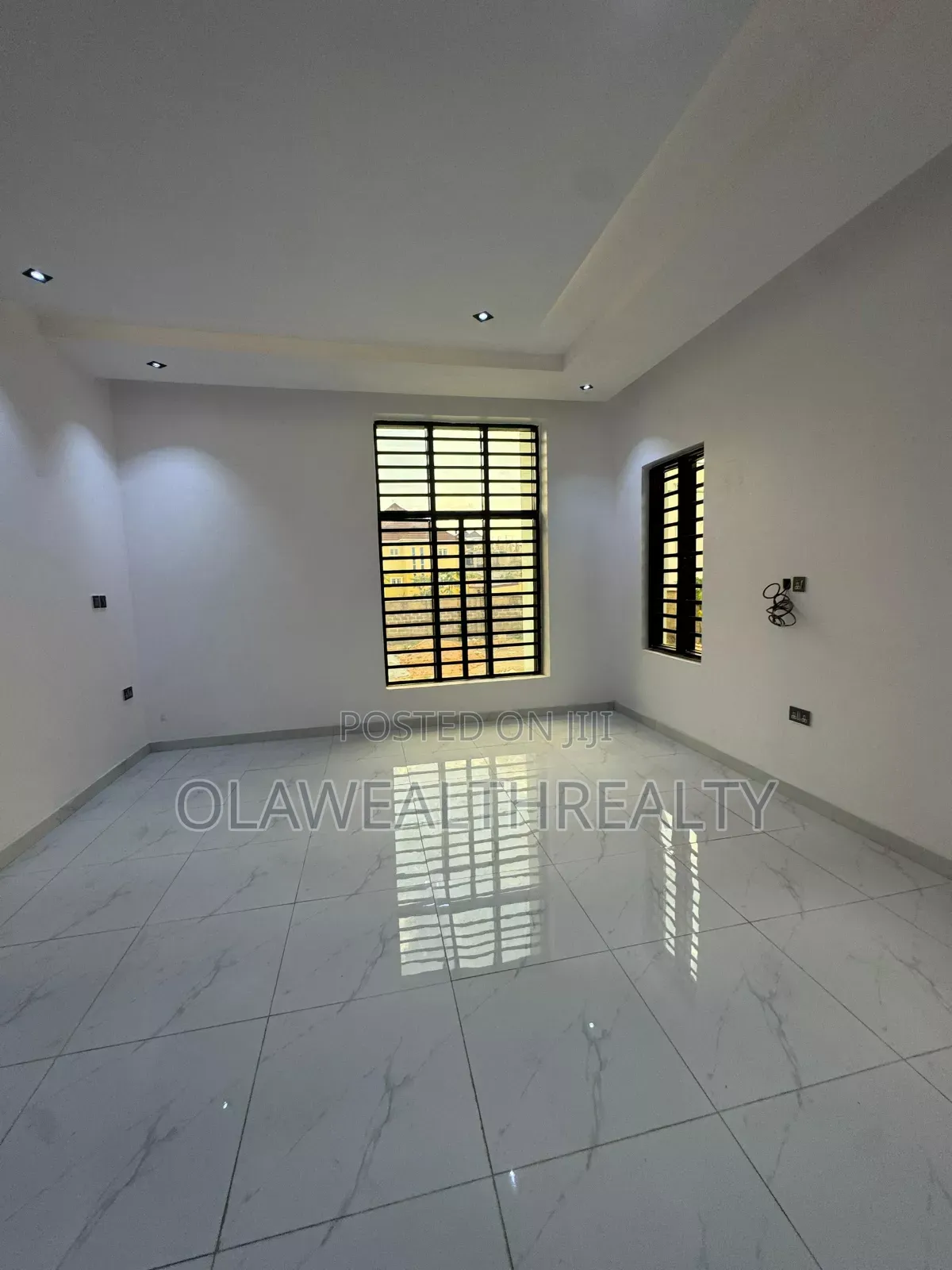 4bdrm Duplex in Carlton Gate Estate, Akobo for sale in Akobo