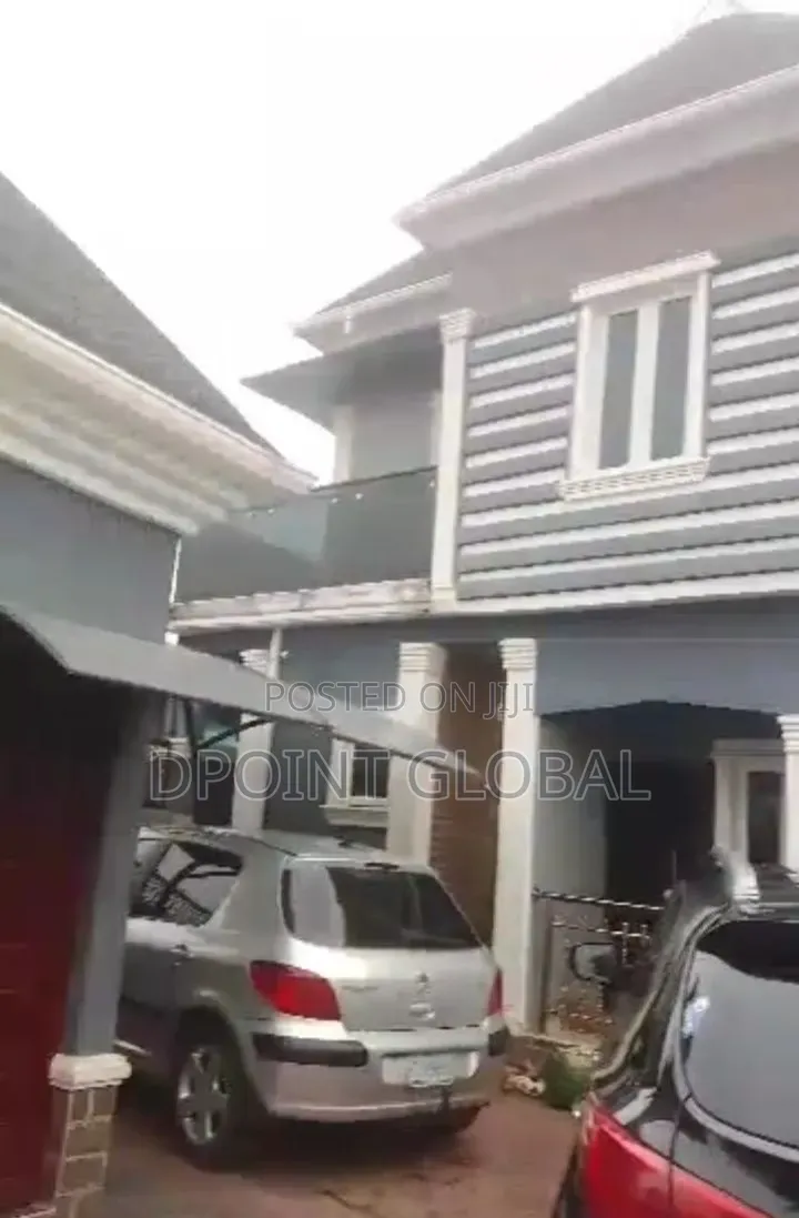 6bdrm Duplex in In Estate, Igando / Ikotun/Igando for sale in Igando / Ikotun/Igando