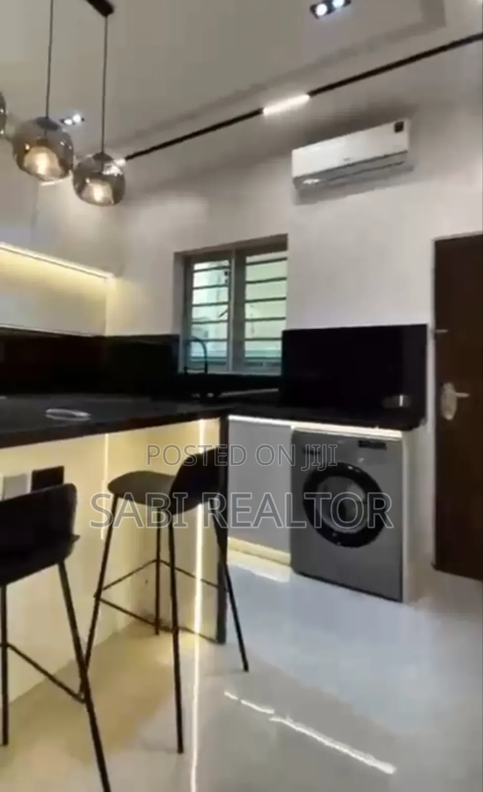 Furnished 5bdrm Duplex in Omole Phase 1 for sale in Omole Phase 1