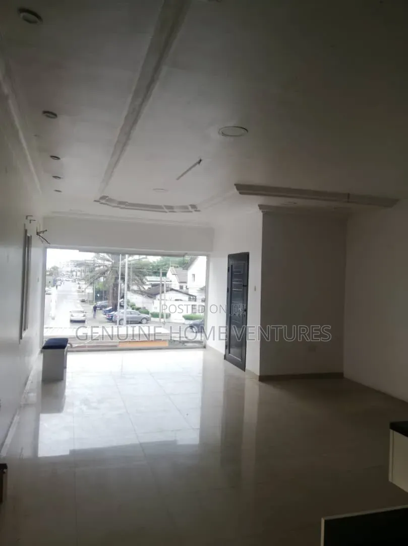 Shop Upstairs in Lekki Phase One in Lekki Phase 1