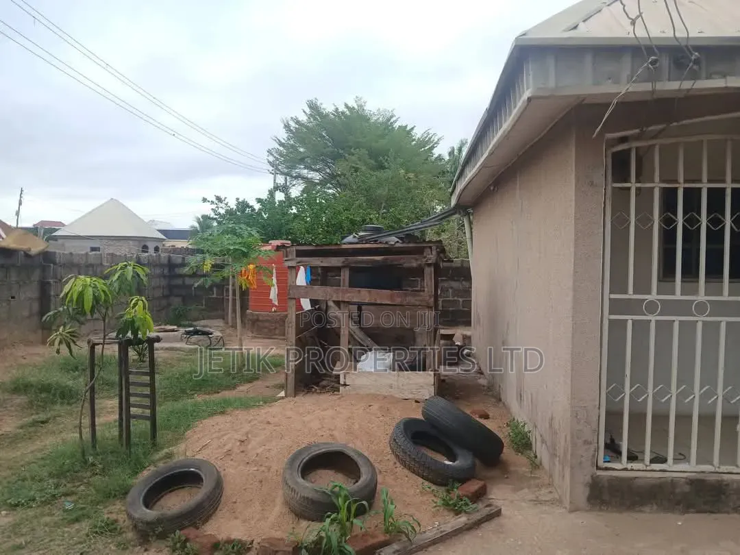 6bdrm Block of Flats in Behind Nkst Achusa, Makurdi for sale in Makurdi