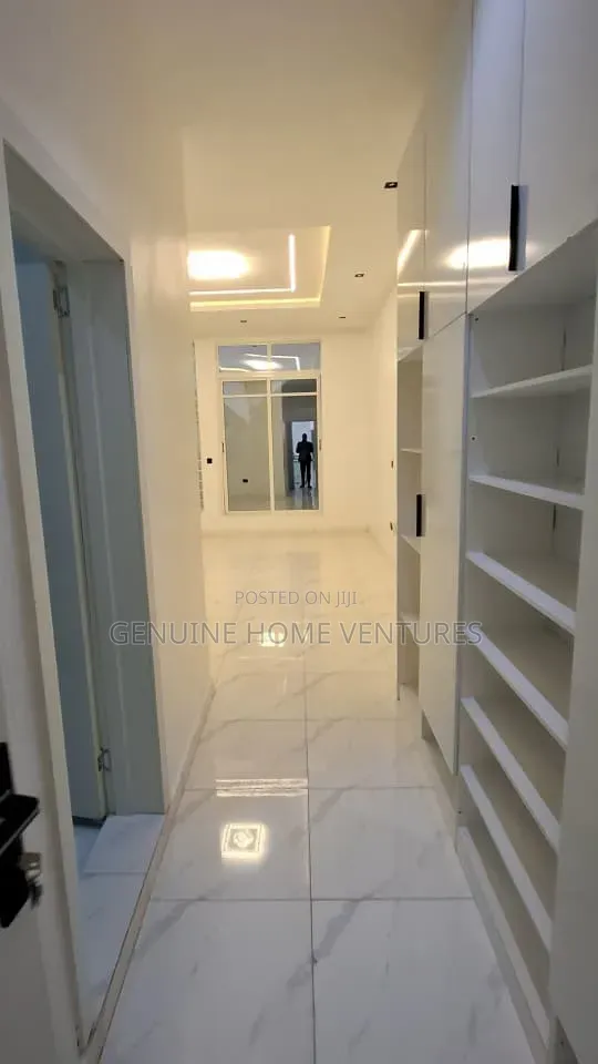4bdrm Duplex in Sangotedo for sale in Sangotedo