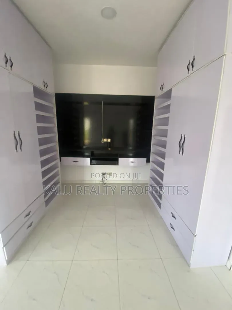 4bdrm Duplex in Orchid Road, Lekki Phase 2 for rent in Lekki Phase 2