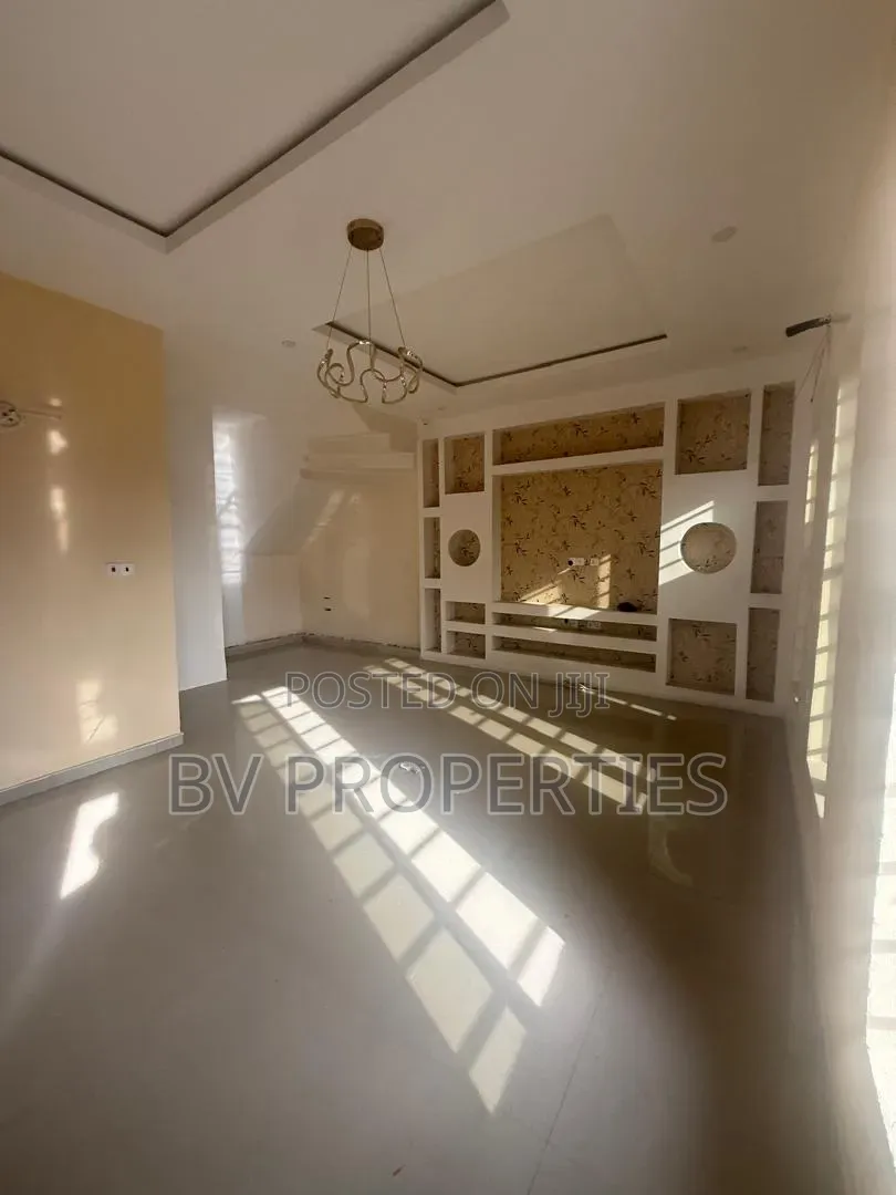 Studio Apartment in Lekki Phase 2 for rent in Lekki Phase 2