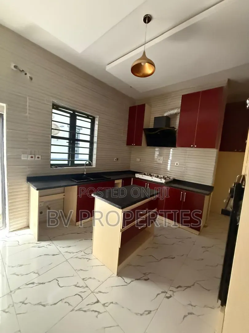 1bdrm Shared Apartment in Royal Pine Estate, Lekki Phase 2 for rent in Lekki Phase 2